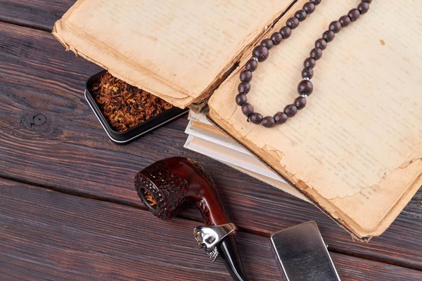 Quels accessoires ajouter à une tenue pour un rendez-vous professionnel sur Zoom ?